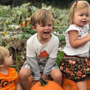 Meet your Posher, Rita